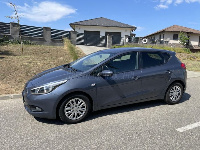 KIA CEE'D 1.6 CRDI EX Prémium