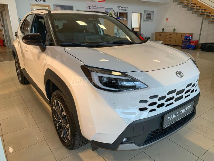 TOYOTA YARIS CROSS 1.5 Hybrid Style e-CVT