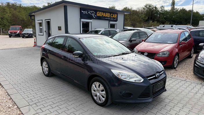 FORD FOCUS 1.6 Ti-VCT Trend