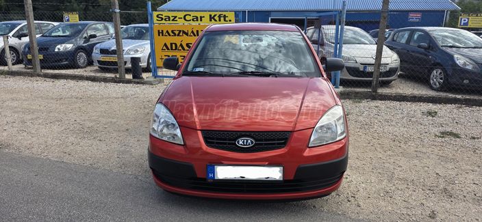 KIA RIO 1.4 LX Base