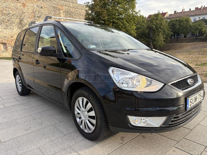FORD GALAXY 2.0 TDCi Ghia [7 személy]