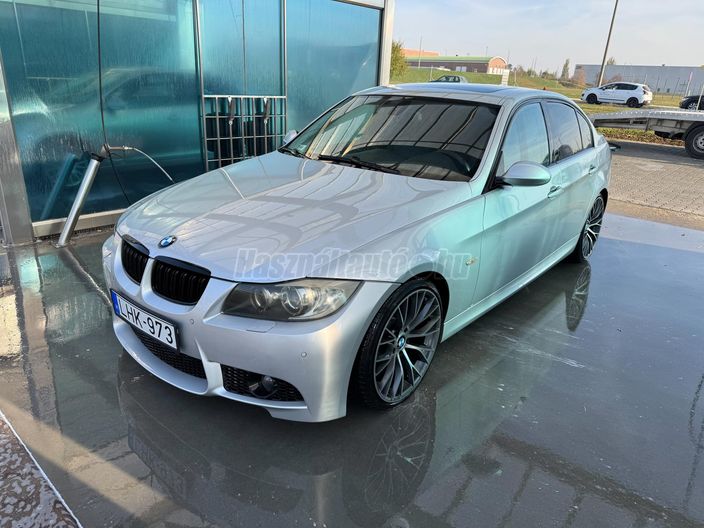 BMW 330 330i