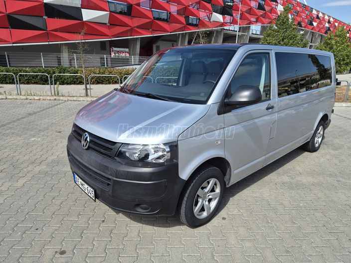 VOLKSWAGEN TRANSPORTER T5 1.9 TDI