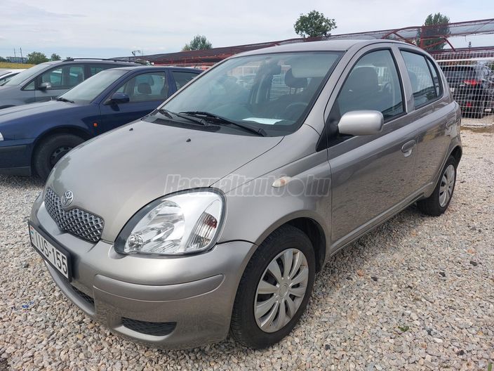 TOYOTA YARIS 1.0 Sol