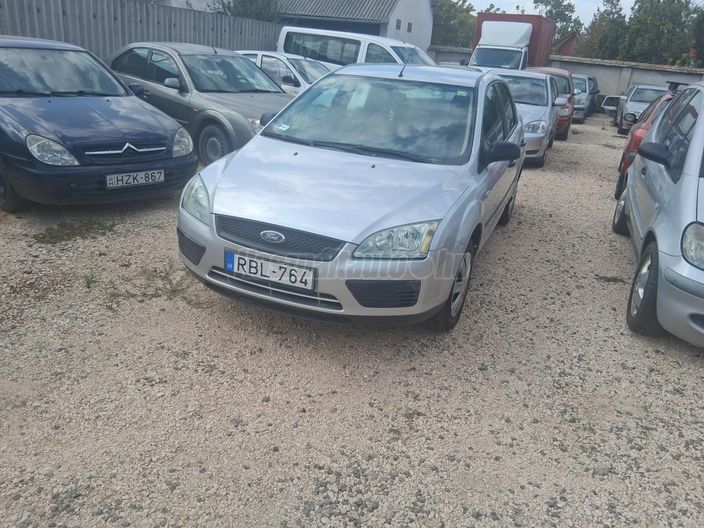 FORD FOCUS 1.4 Ambiente