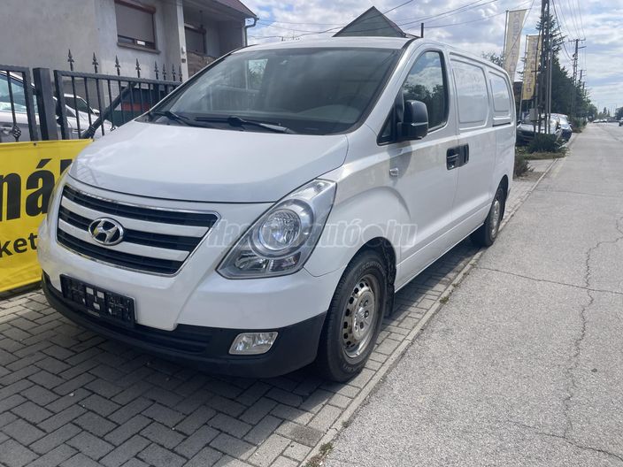 HYUNDAI H-1