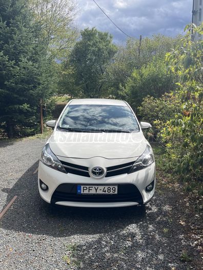 TOYOTA VERSO 1.6 Live Plus TSS [7 személy]