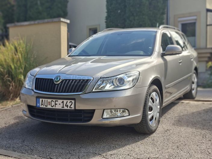 SKODA OCTAVIA Combi 1.6 CR TDI Ambition