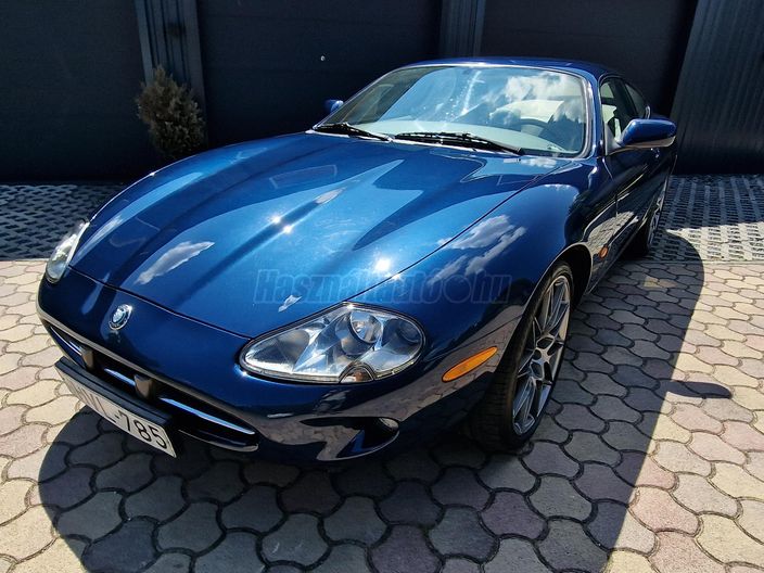 JAGUAR XK 8 4.0 Coupe (Automata)