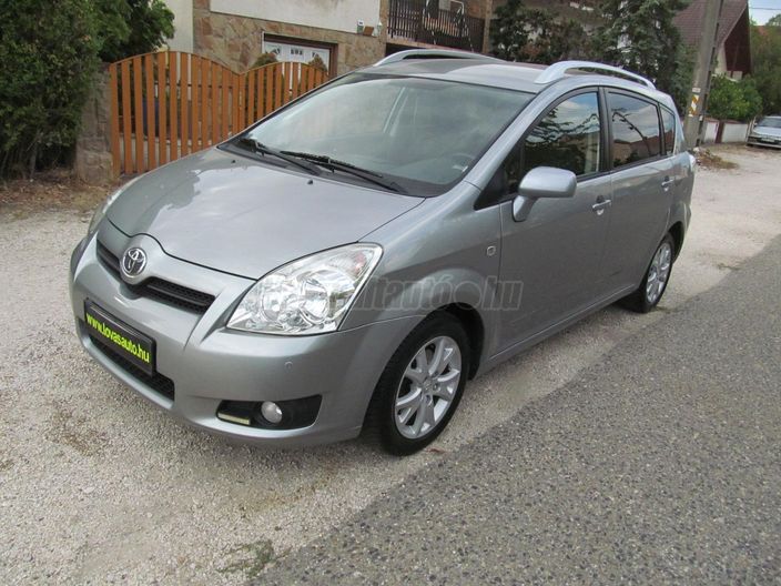 TOYOTA COROLLA VERSO 1.6 Linea Terra (5 személyes )