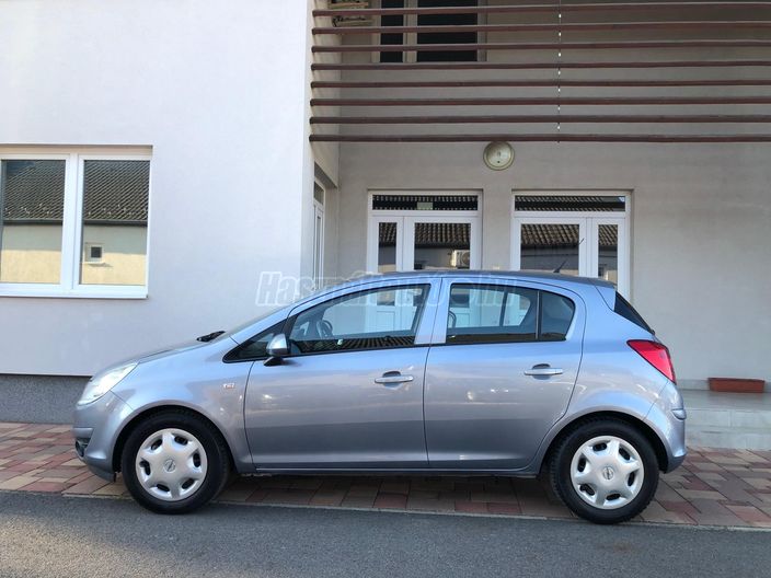 OPEL CORSA D 1.2 Essentia