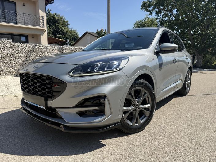 FORD KUGA 1.5 EcoBoost ST-Line X