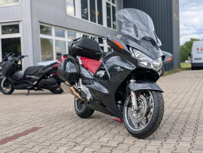 HONDA ST 1300 PAN EUROPEAN