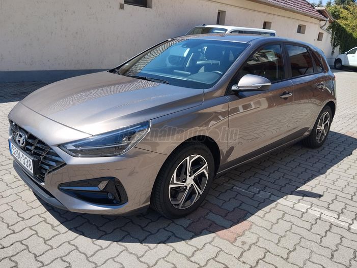 HYUNDAI I30 1.5 DPi Comfort
