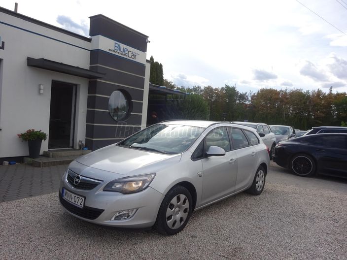 OPEL ASTRA J Sports Tourer 1.7 CDTI Enjoy