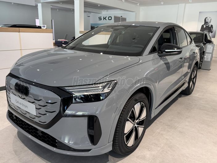 AUDI Q4 e-tron Sportback 45 (Automata)