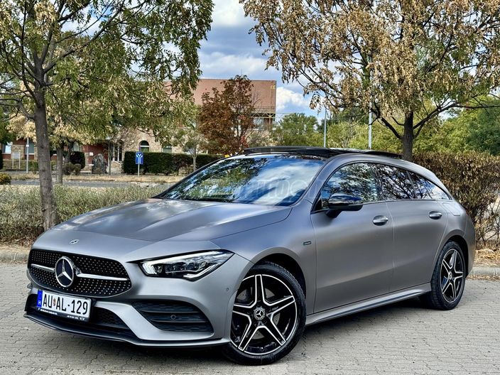 MERCEDES-BENZ CLA 250 e EQ Power AMG Line 8G-DCT