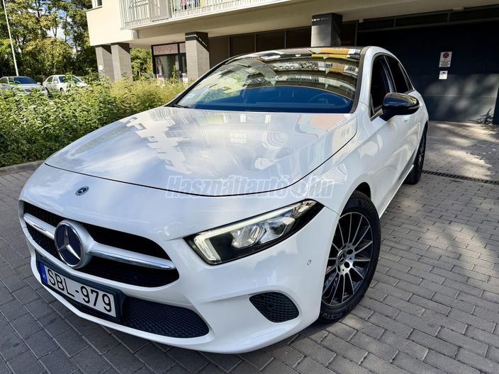 MERCEDES-BENZ A 180 d 7G-DCT