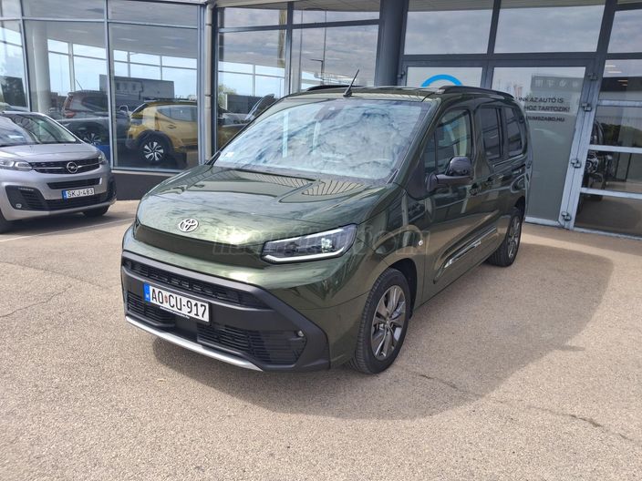 TOYOTA PROACE City Verso 1.5D VIP L2H1 [7 személy]
