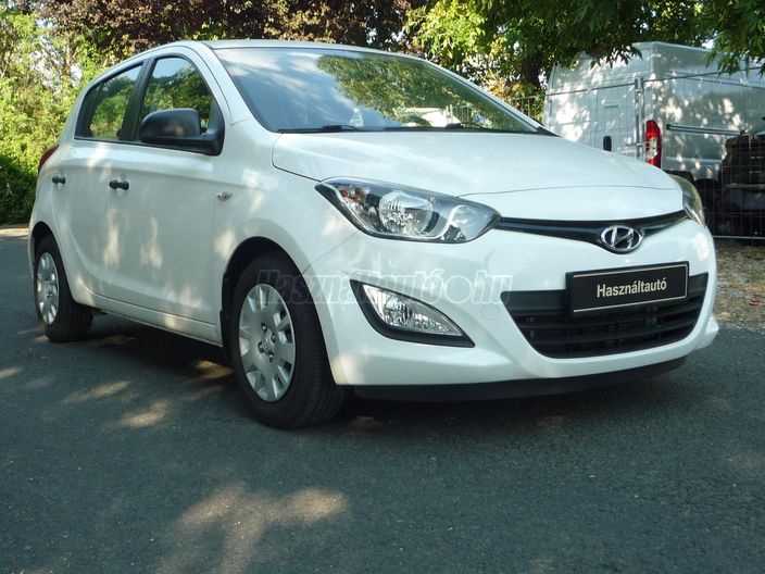 HYUNDAI I20 1.25 Color limited edition