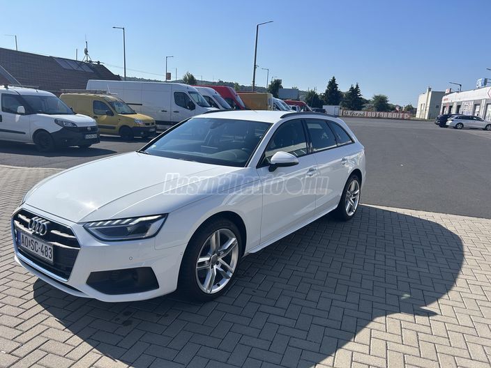 AUDI A4 Avant 30 TDI S line S-tronic