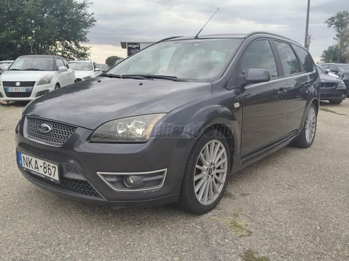FORD FOCUS 2.0 Sport