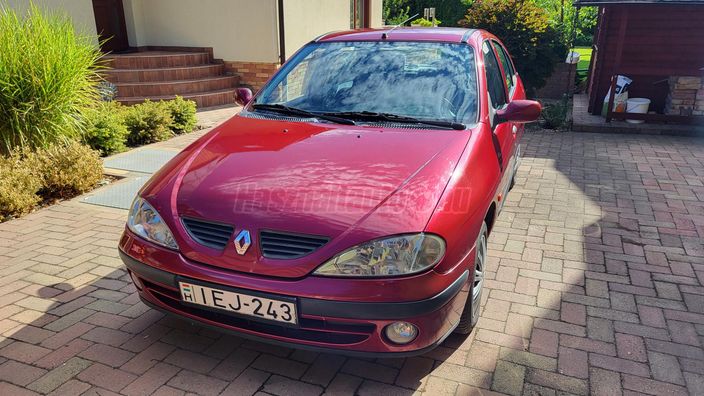 RENAULT MEGANE Classic 1.4 16V Alize