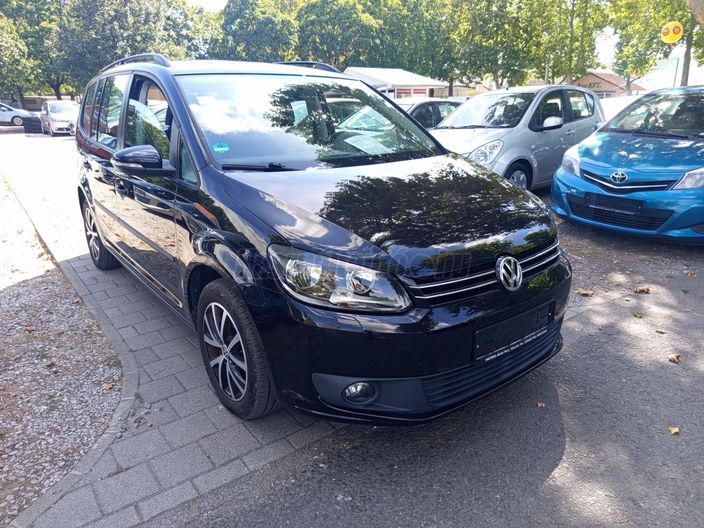VOLKSWAGEN TOURAN 1.6 CR TDI Trendline