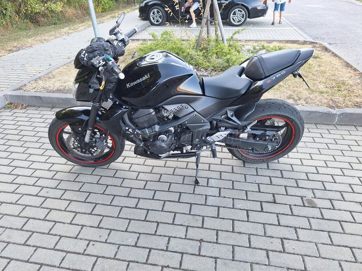 KAWASAKI Z 750
