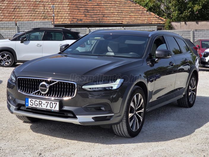 VOLVO V90 Cross Country 2.0 D [D4] AWD Geartronic