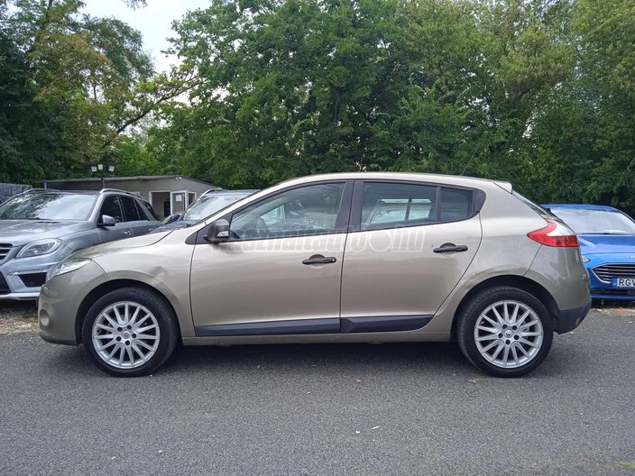 RENAULT MEGANE 1.6 Dynamique