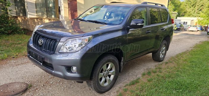 TOYOTA LAND CRUISER 3.0 D GX