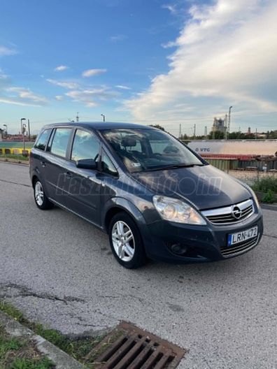 OPEL ZAFIRA B 1.8 Cosmo