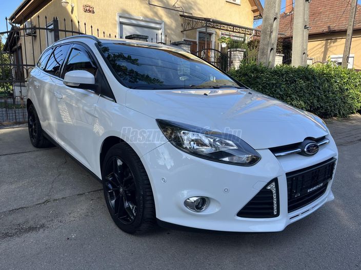 FORD FOCUS 1.6 Ti-VCT Champions