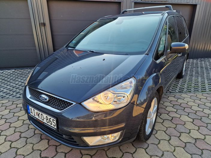 FORD GALAXY 2.0 TDCi Ghia [7 személy]