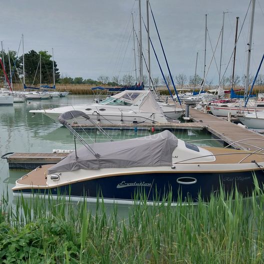 STICKL YACHTS Evolution