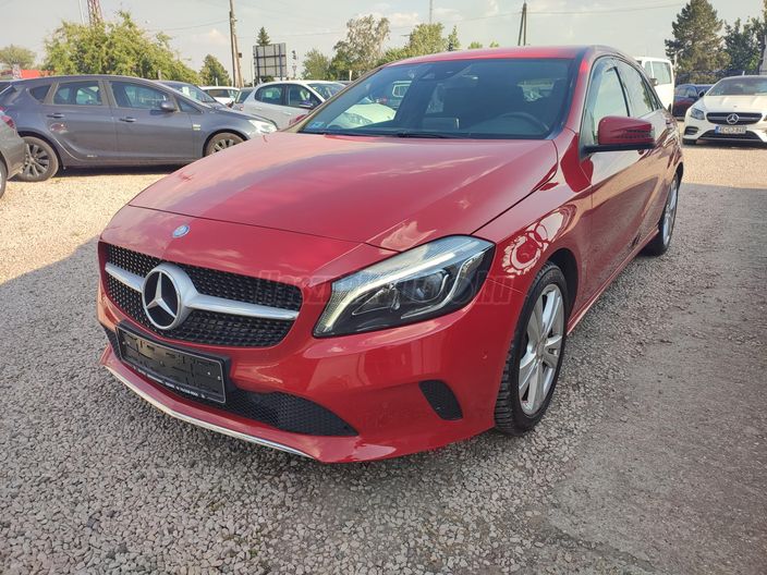MERCEDES-BENZ A 200 d Urban 7G-DCT