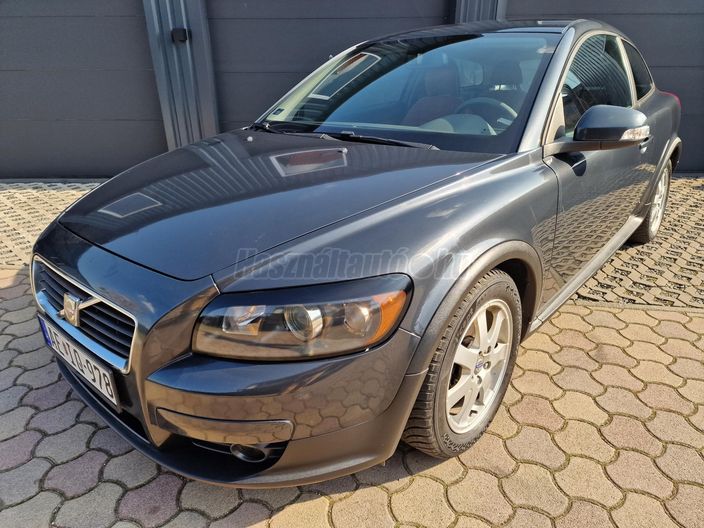VOLVO C30 1.6 D Momentum