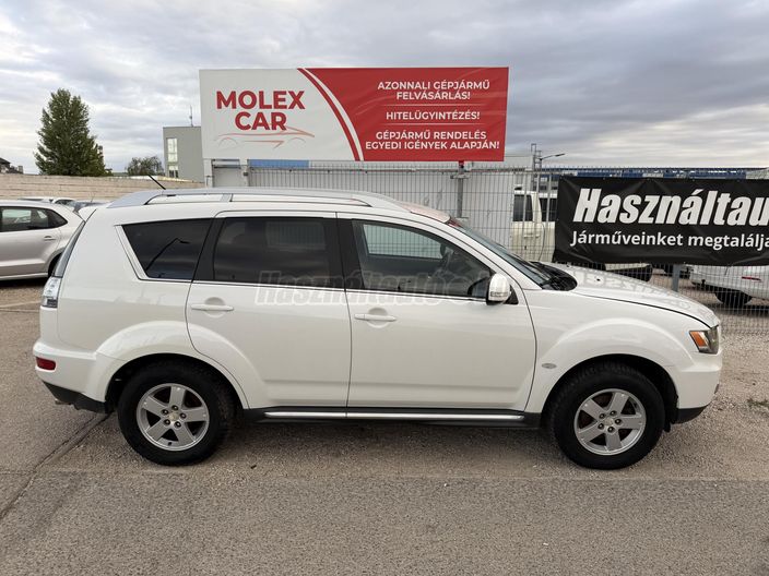 MITSUBISHI OUTLANDER 2.2 D Intense Plus