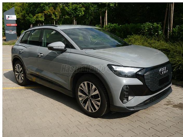 AUDI Q4 e-tron Sportback 50 quattro (Automata)