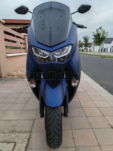YAMAHA NMAX