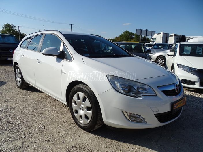 OPEL ASTRA J Sports Tourer 1.7 CDTI Enjoy