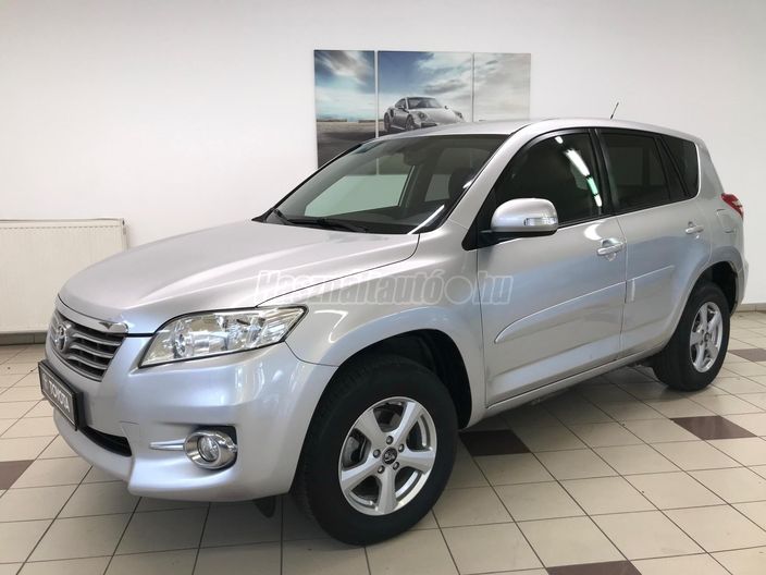 TOYOTA RAV 4 Rav4 2.2 D-4D Sol