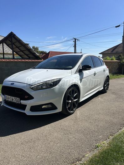 FORD FOCUS 2.0 EcoBoost ST3 S S