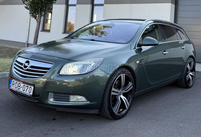 OPEL INSIGNIA Sports Tourer 2.8 V6 T Sport AWD (Automata)