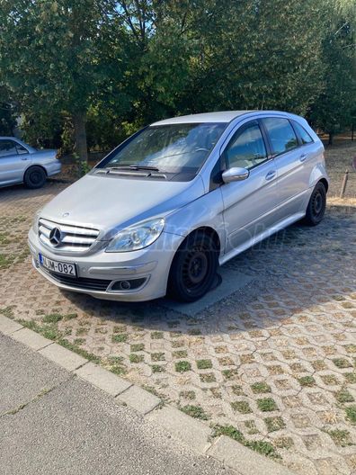 MERCEDES-BENZ B 200 Autotronic