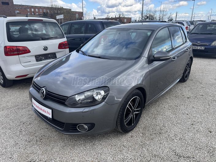 VOLKSWAGEN GOLF 1.6 TDi Comfortline