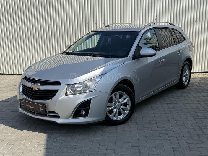 CHEVROLET CRUZE SW 1.7d LTZ Plus