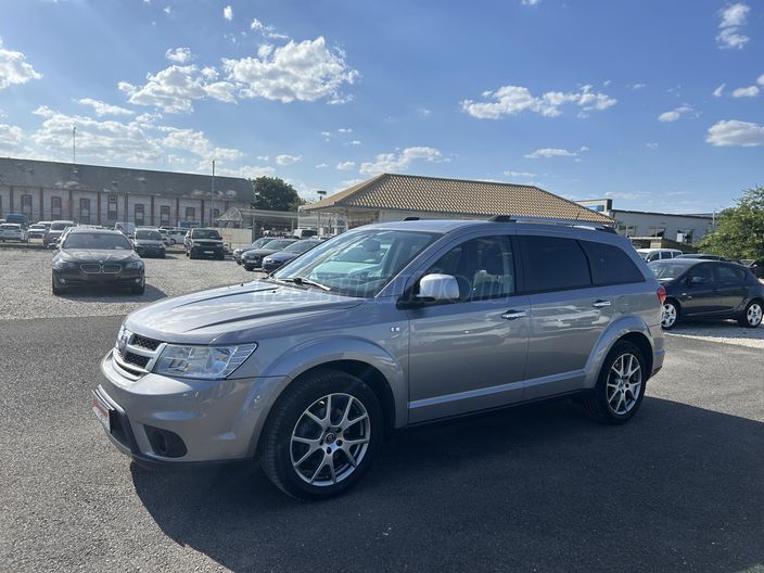 FIAT FREEMONT 2.0 Mjet Lounge 4x4 (Automata) (7 személyes )