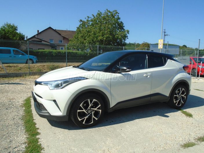TOYOTA C-HR 1.2T Executive LED Leather